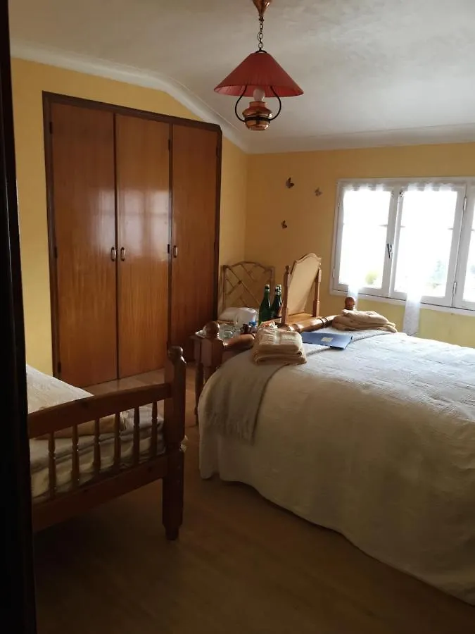 Bed and Breakfast Chez Nous à Mael-Carhaix