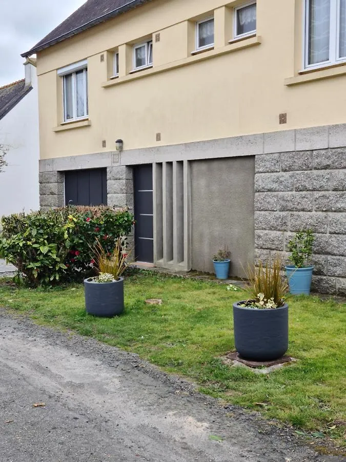 Chez Nous Bed and Breakfast Mael-Carhaix Γαλλία